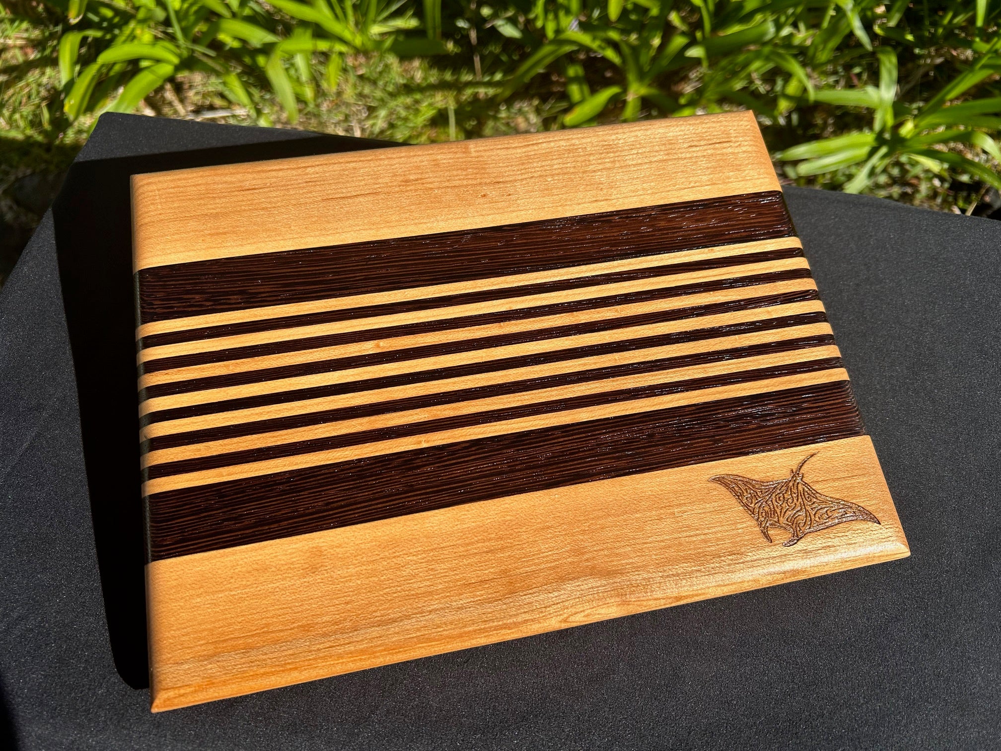 Hawaiian-made Garnish Cutting Board - Maple/Wenge Engraved