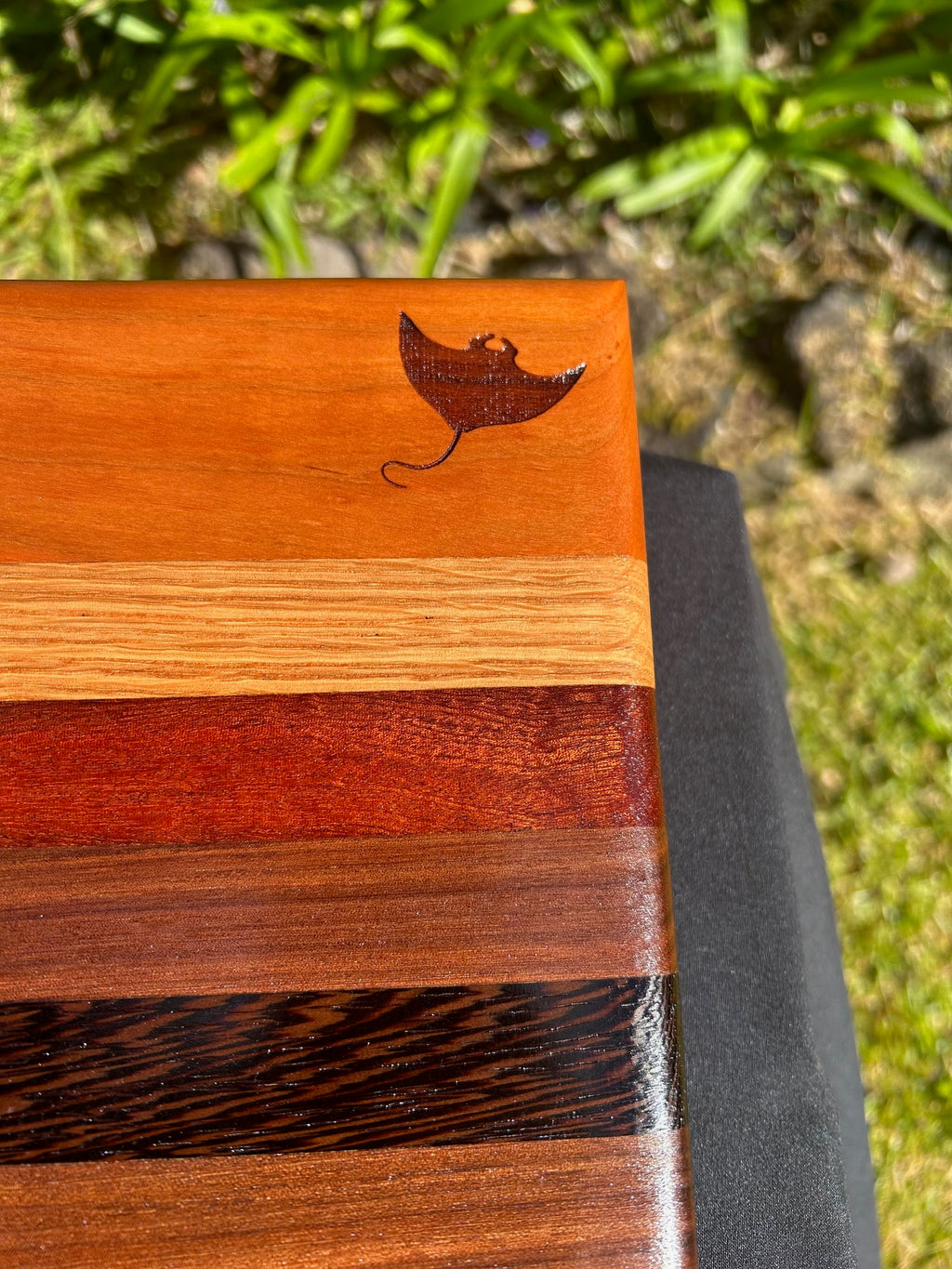 Hawaiian-made Large Cutting Board - Variety Woods/Laser engraved