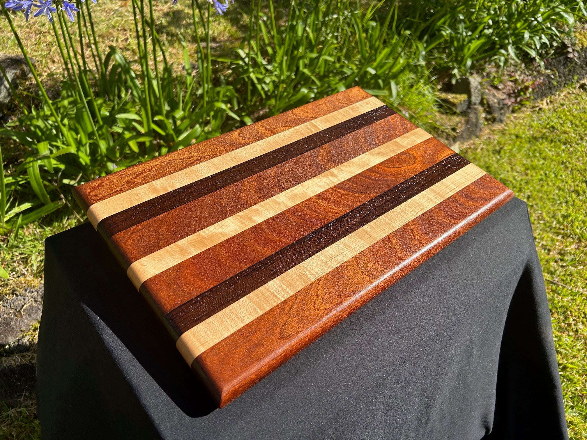 Classic Edge Grain Harwood Cutting Board